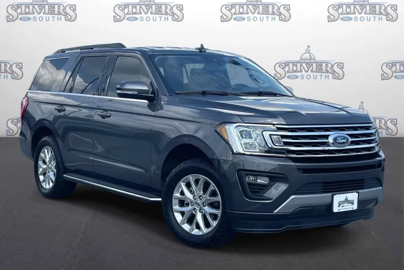2020 Ford Expedition XLT photo 1