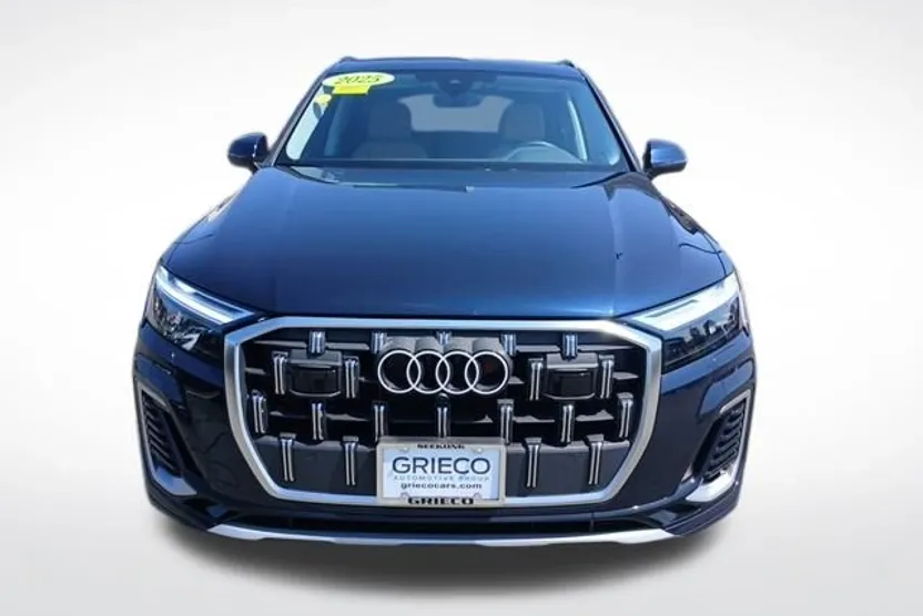 2025 Audi Q7 45 Premium Plus photo 1