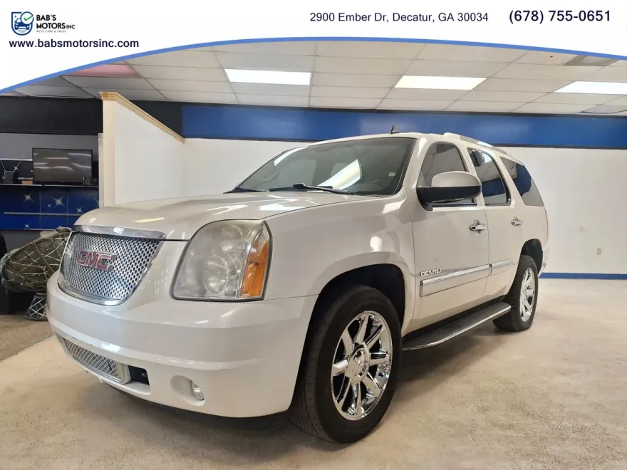 2011 Gmc Yukon Denali photo 1