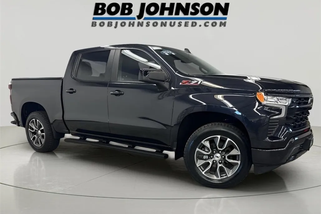 2022 Chevrolet Silverado 1500 RST photo 1
