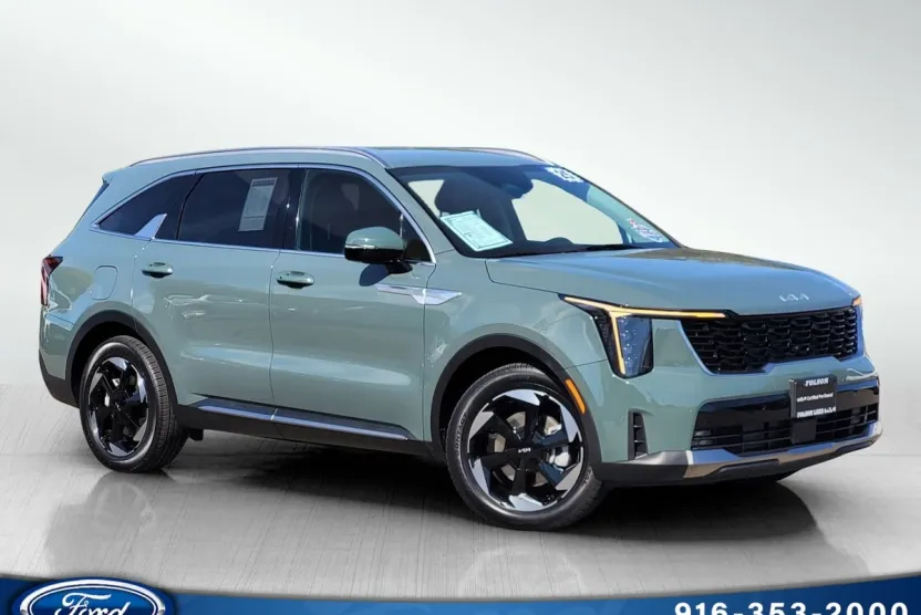2025 Kia Sorento Plug-In Hybrid EX photo 1