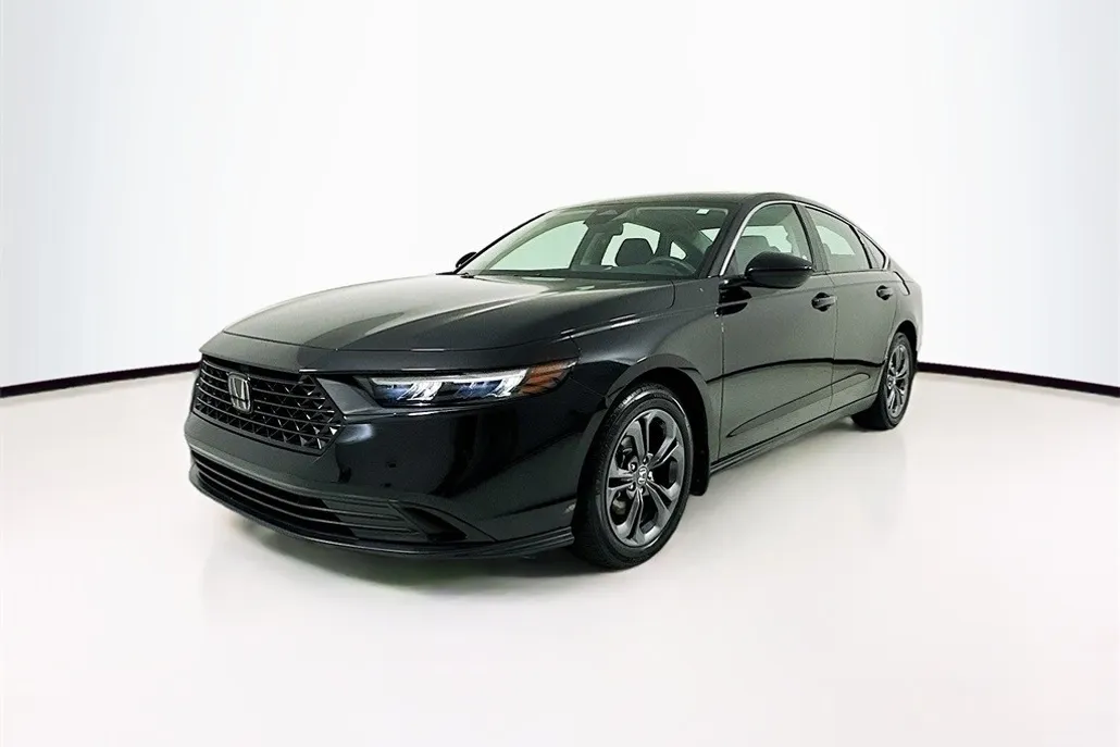 2023 Honda Accord EX photo 1