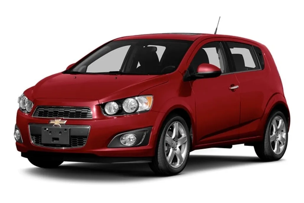 2015 Chevrolet Sonic LT photo 1