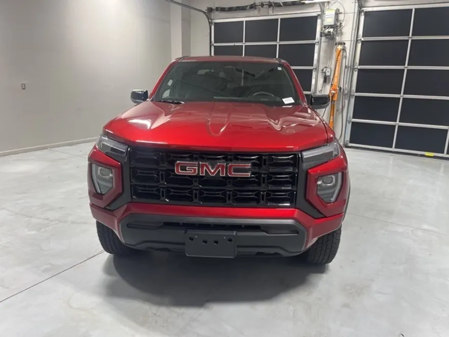 2025 Gmc Canyon Elevation photo 1