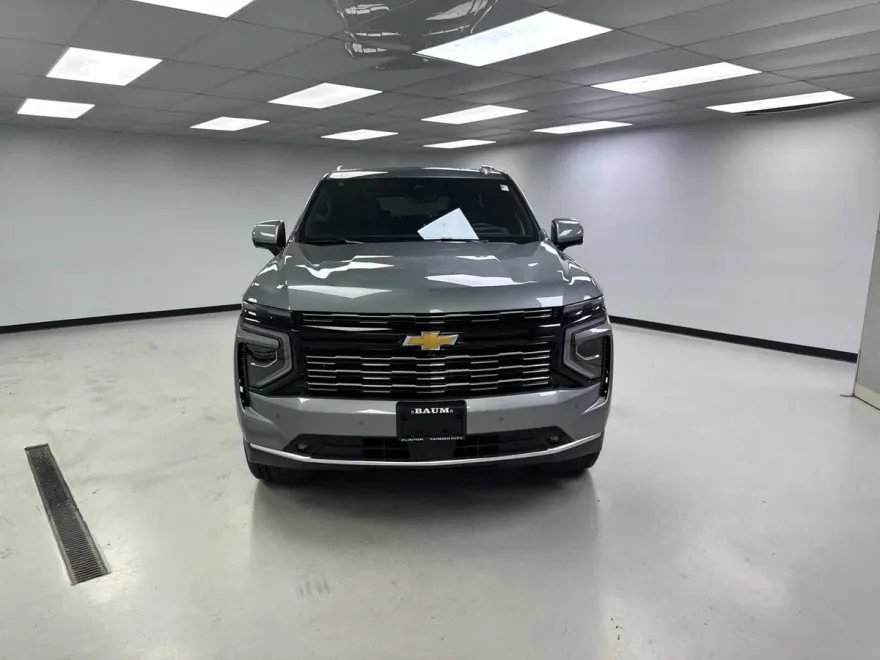 2026 Chevrolet Tahoe High Country photo 1