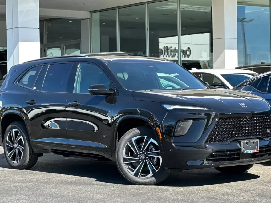2026 Buick Enclave Sport Touring photo 1