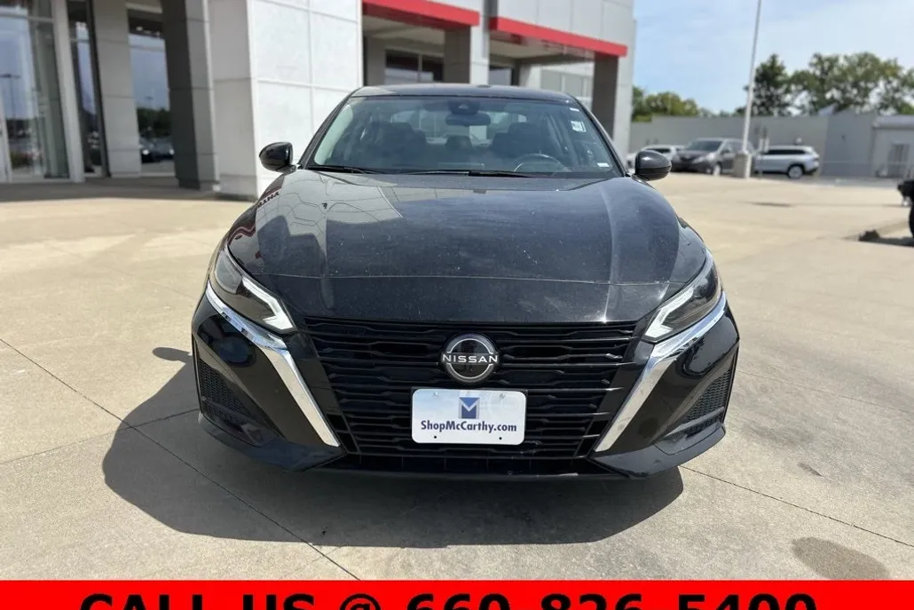 2023 Nissan Altima 2.5 SV photo 1