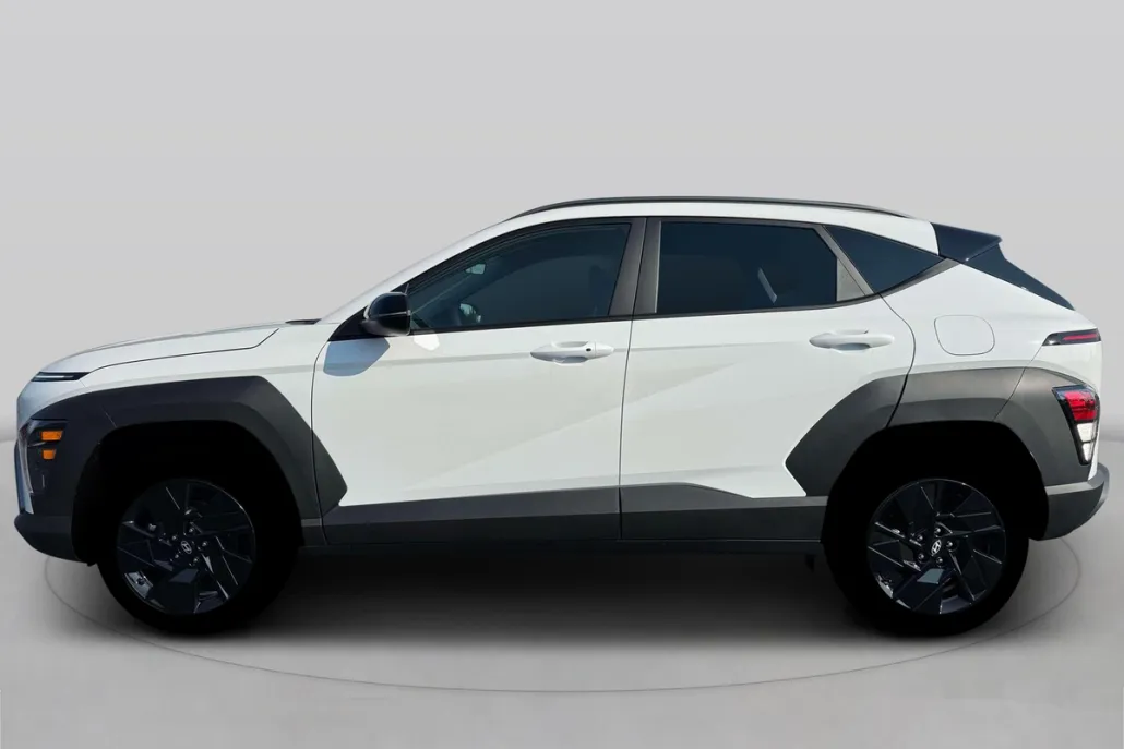 2026 Hyundai Kona SEL photo 1