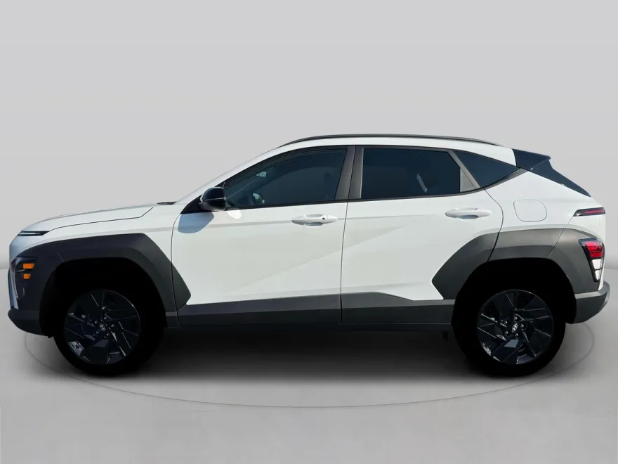 2026 Hyundai Kona SEL photo 1