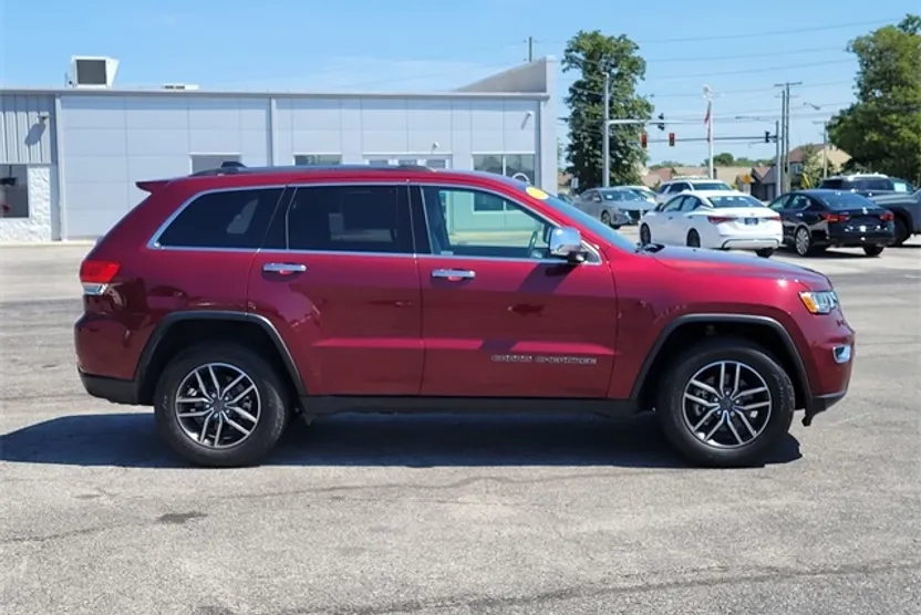 2019 Jeep Grand Cherokee Limited photo 1