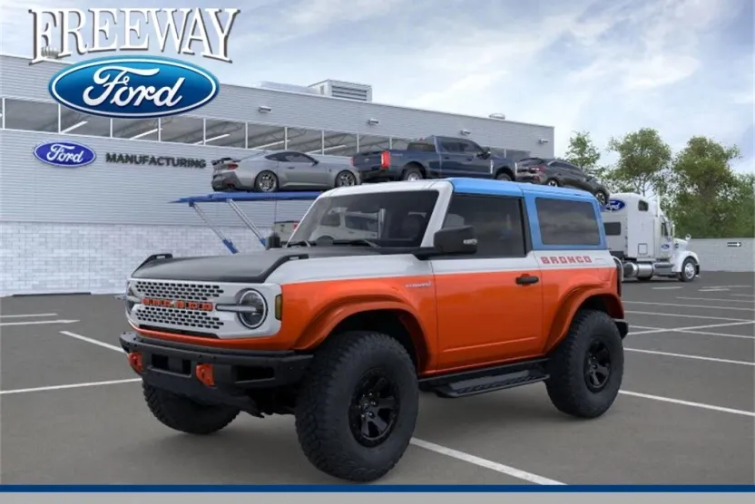 2025 Ford Bronco First Edition photo 1