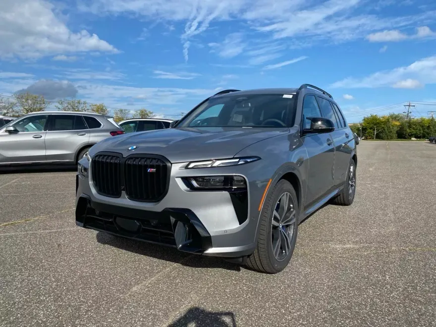 2026 Bmw X7 M60i photo 1