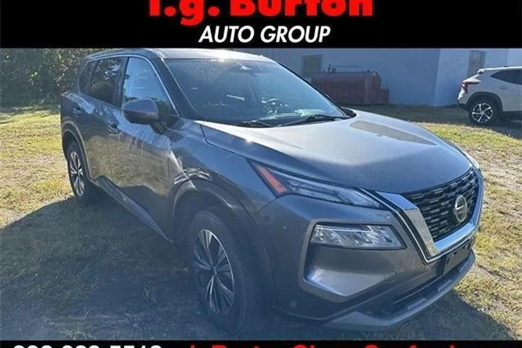 2021 Nissan Rogue SV photo 1