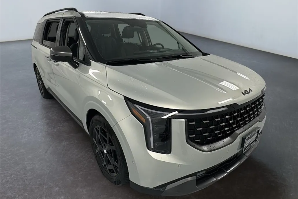 2026 Kia Carnival SX Prestige photo 1