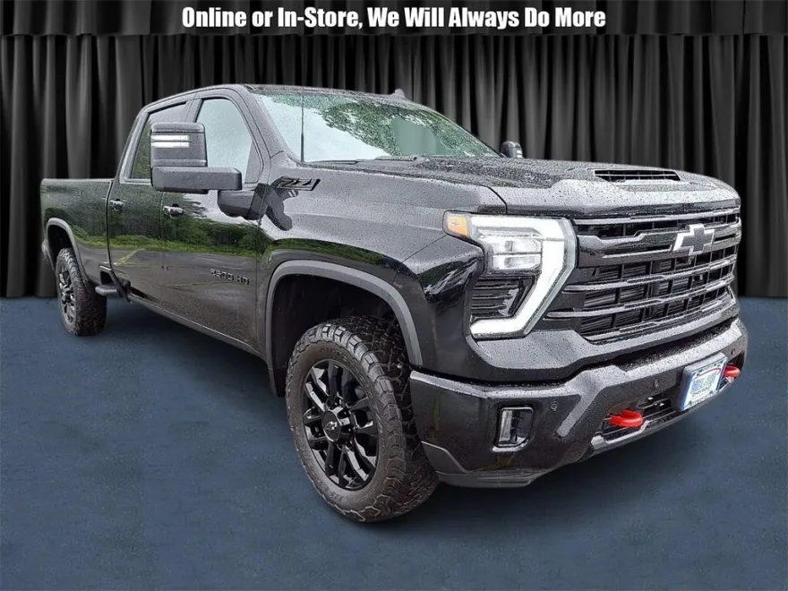 2025 Chevrolet Silverado 2500HD LT photo 1