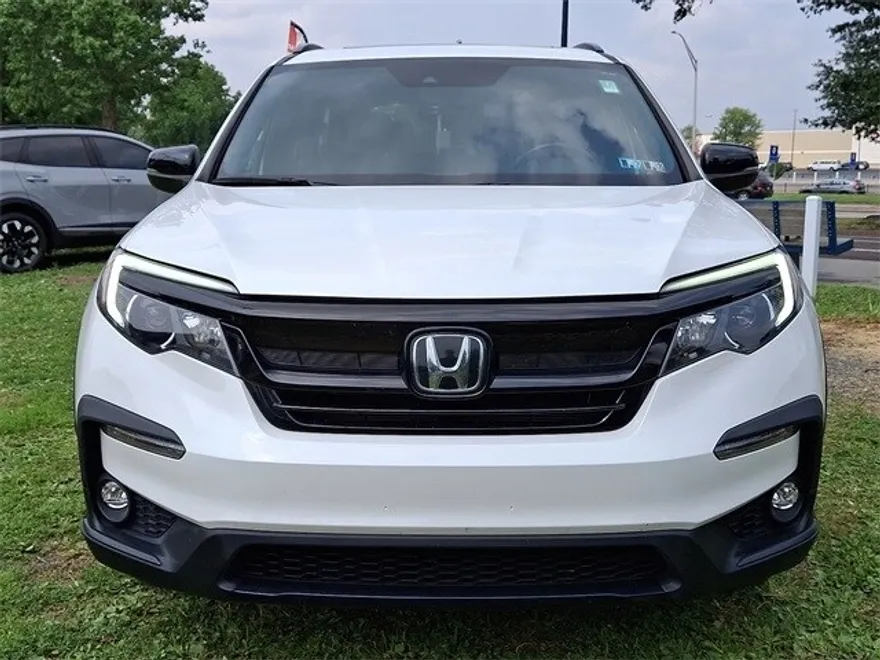 2022 Honda Pilot TrailSport photo 1