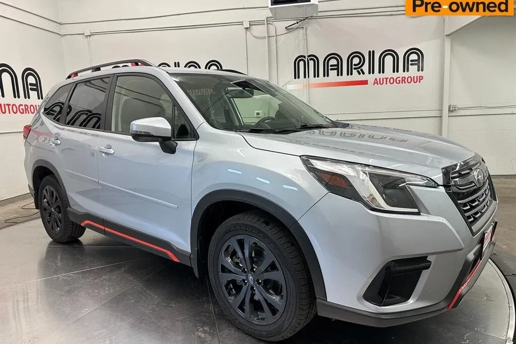 2022 Subaru Forester Sport photo 1