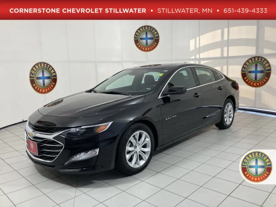 2024 Chevrolet Malibu 1LT photo 1