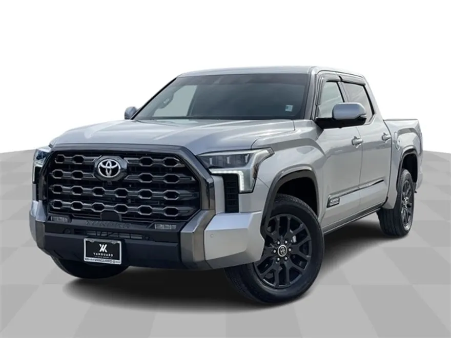 2023 Toyota Tundra Platinum photo 1
