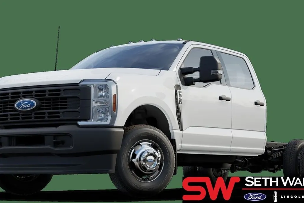 2025 Ford F-350 photo 1