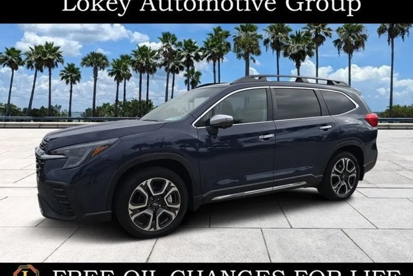 2023 Subaru Ascent Touring photo 1