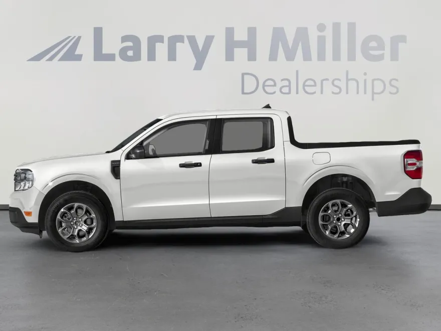 2024 Ford Maverick XLT photo 1