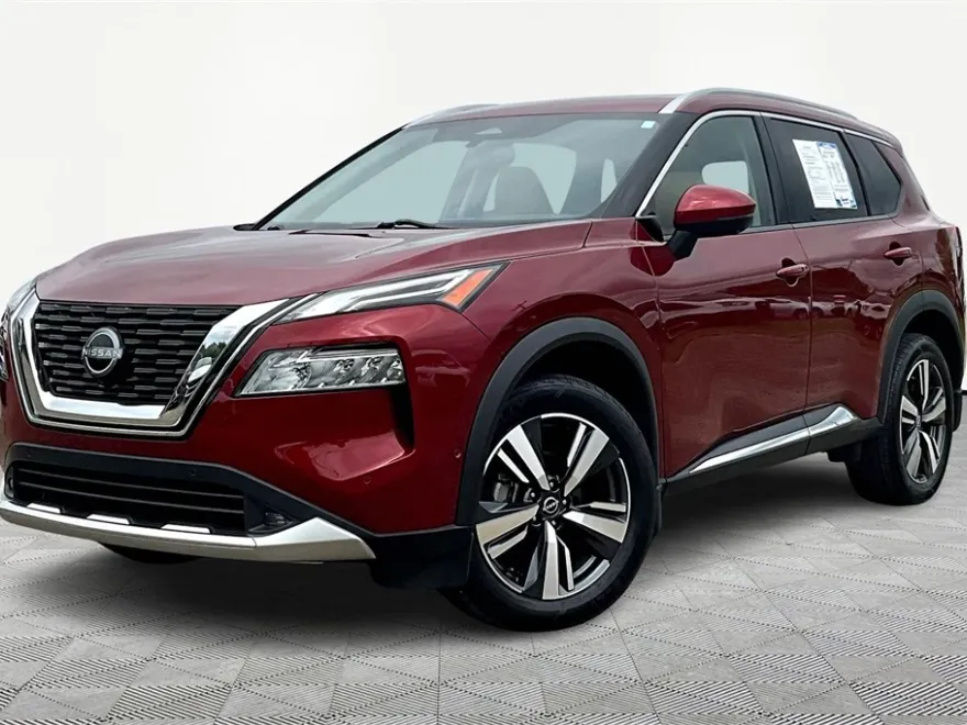 2022 Nissan Rogue Platinum photo 1