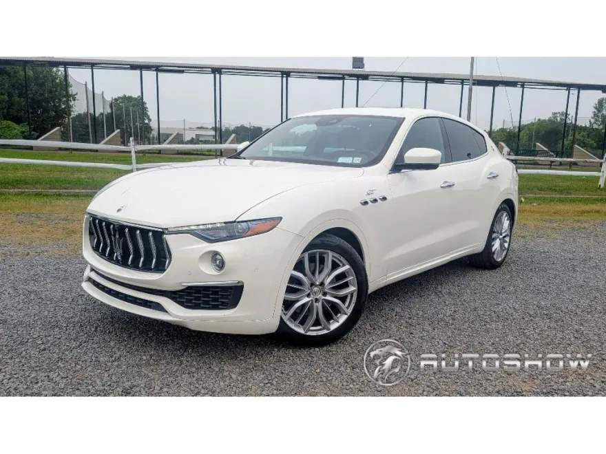 2022 Maserati Levante GT photo 1