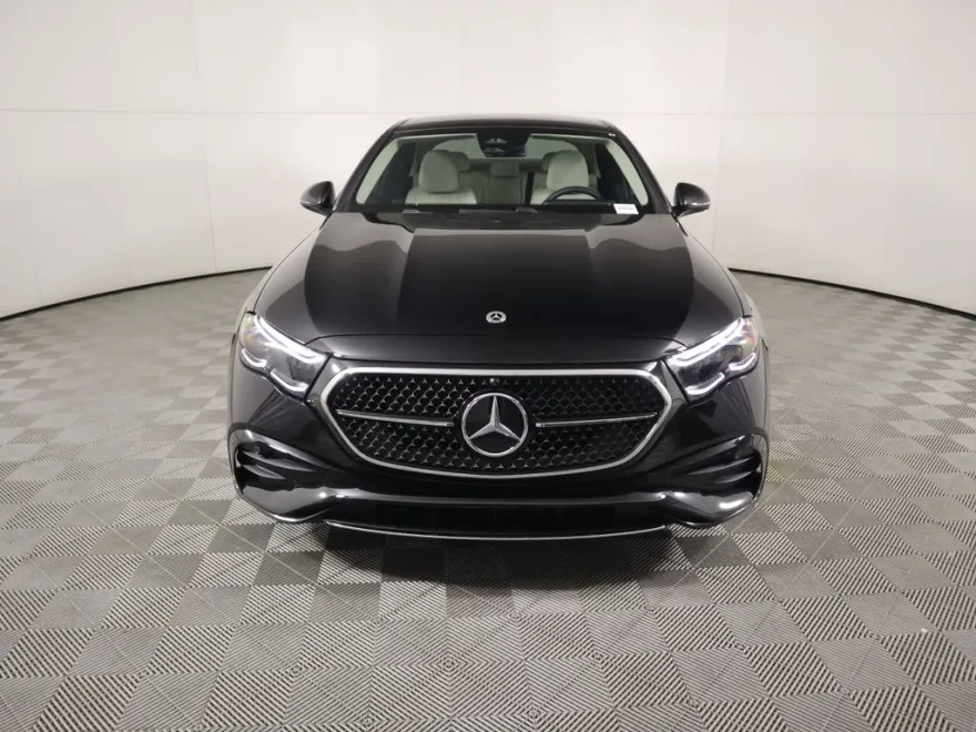 2026 Mercedes Benz E 350 photo 1