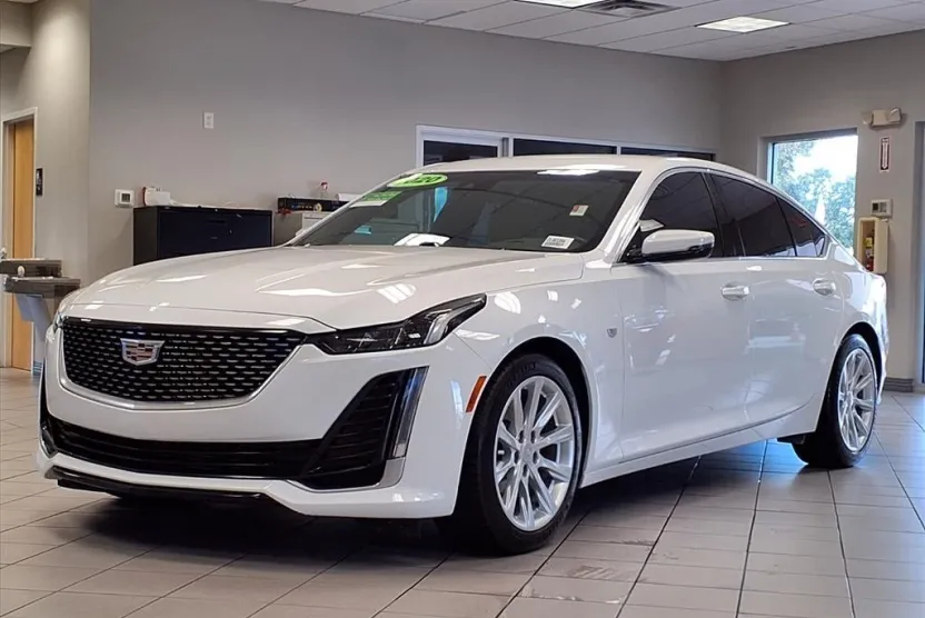 2020 Cadillac CT5 Luxury photo 1
