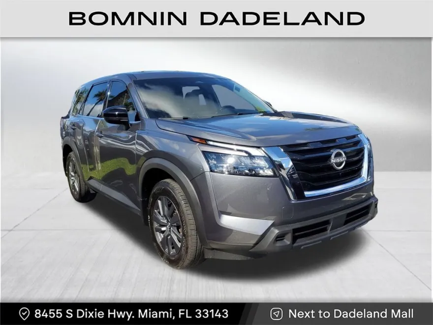2025 Nissan Pathfinder S photo 1