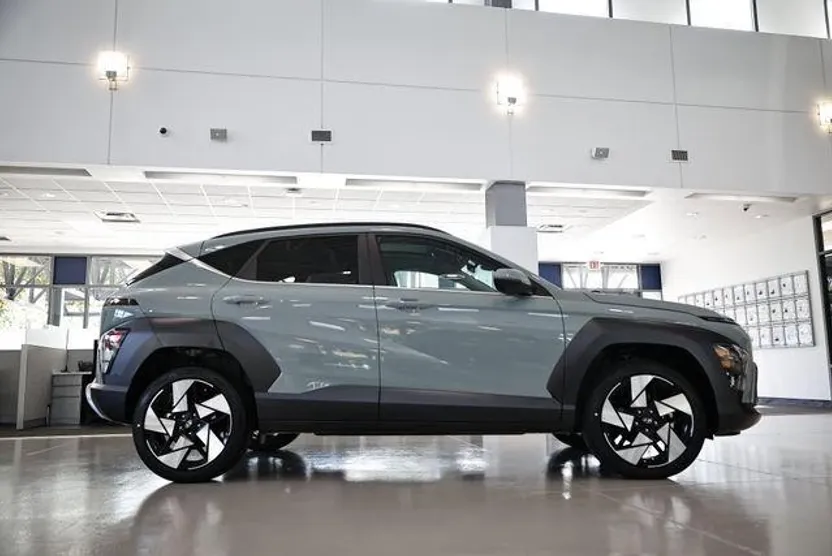 2026 Hyundai Kona Limited photo 1
