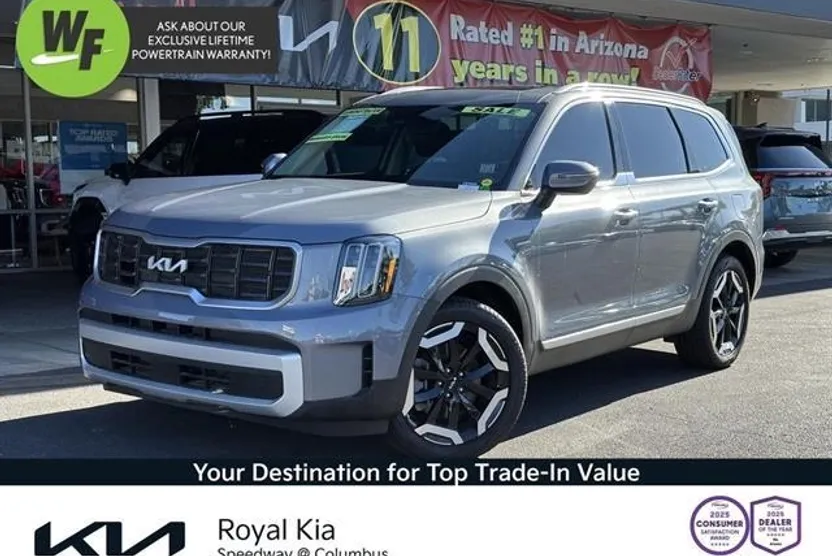 2025 Kia Telluride S photo 1