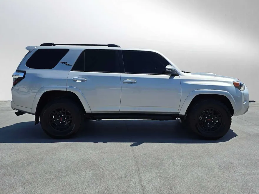 2024 Toyota 4Runner TRD Premium photo 1