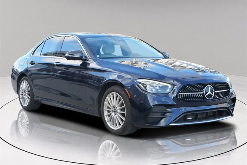2022 Mercedes Benz E 350 photo 1