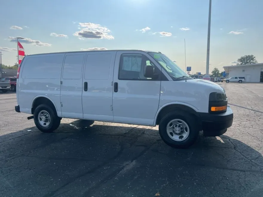 2019 Chevrolet Express 2500 Work Van Cargo photo 1