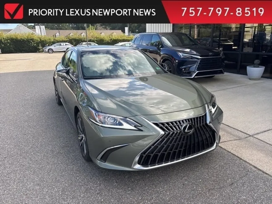 2025 Lexus ES 350 photo 1