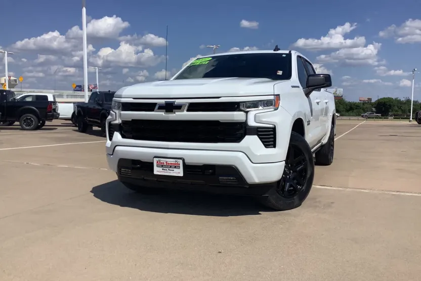 2022 Chevrolet Silverado 1500 RST photo 1