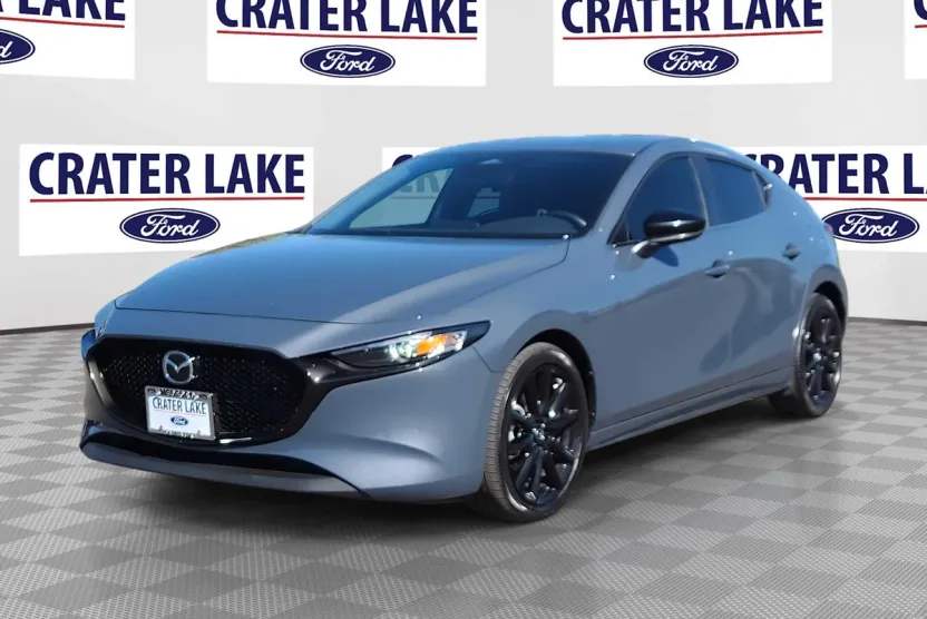 2024 Mazda Mazda3 Hatchback 2.5 s Carbon photo 1