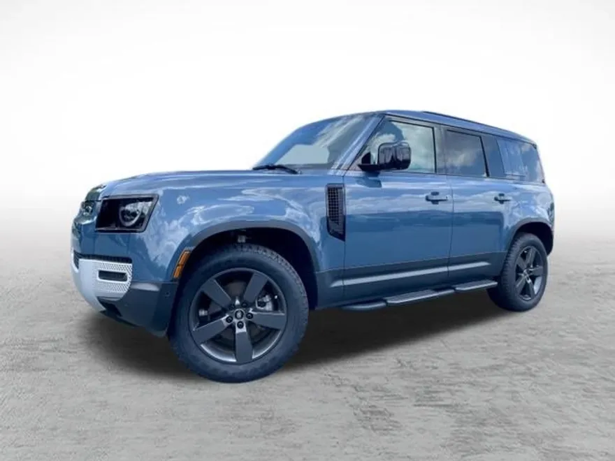 2025 Land Rover Defender 110 S photo 1