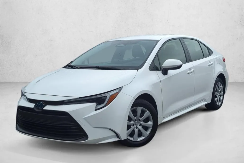 2025 Toyota Corolla Hybrid LE photo 1