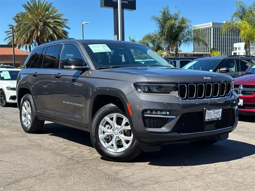 2023 Jeep Grand Cherokee Limited photo 1