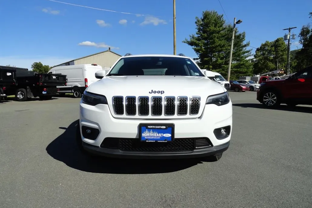 2019 Jeep Cherokee Latitude photo 1