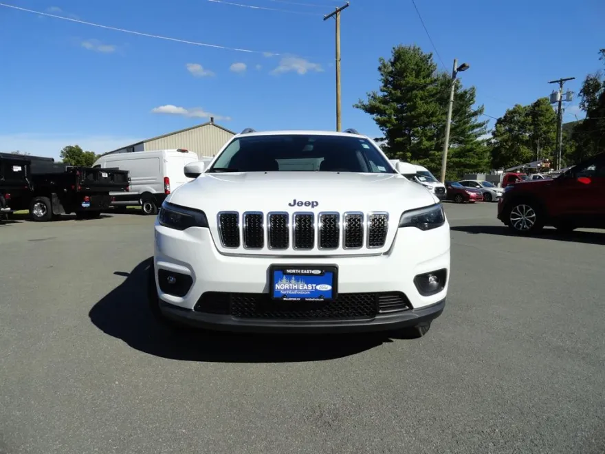 2019 Jeep Cherokee Latitude photo 1