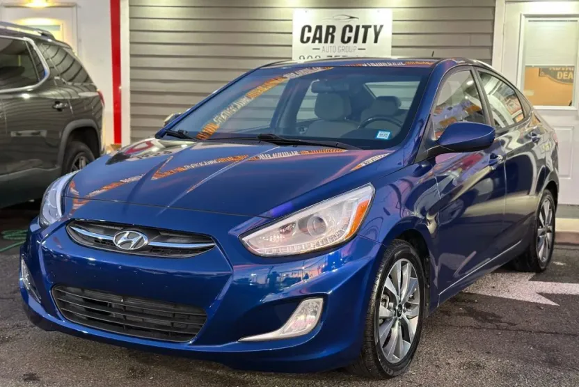 2016 Hyundai Accent GLS SE photo 1