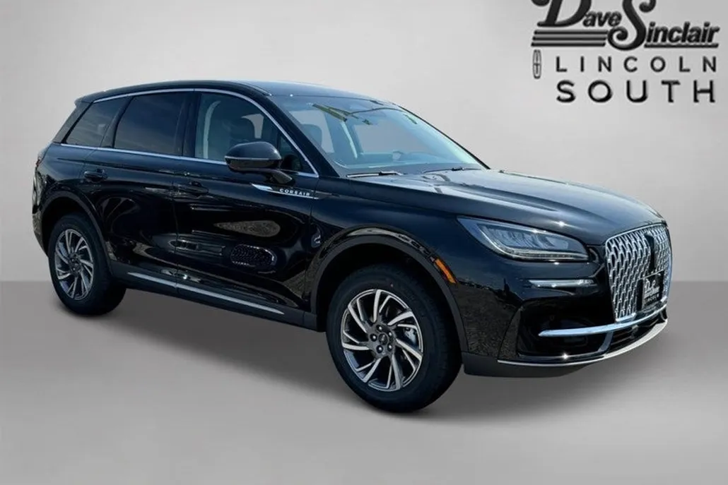 2024 Lincoln Corsair Premiere photo 1