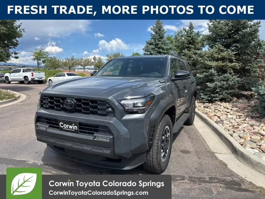 2025 Toyota 4Runner TRD Off-Road photo 1