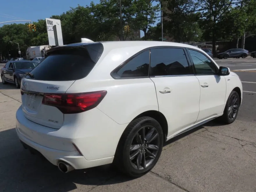 2019 Acura MDX SH-AWD Technology A-Spec photo 1
