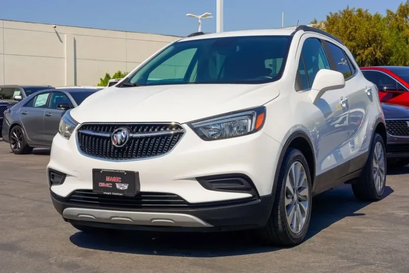 2020 Buick Encore Preferred photo 1