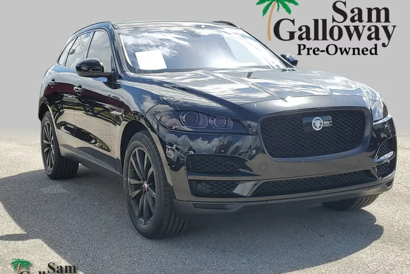 2019 Jaguar F-PACE Prestige photo 1